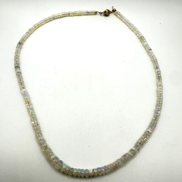 20.5" rondelle, graduated Opal beaded necklace with a 14kt yellow gold clasp! - Picture 1 of 13